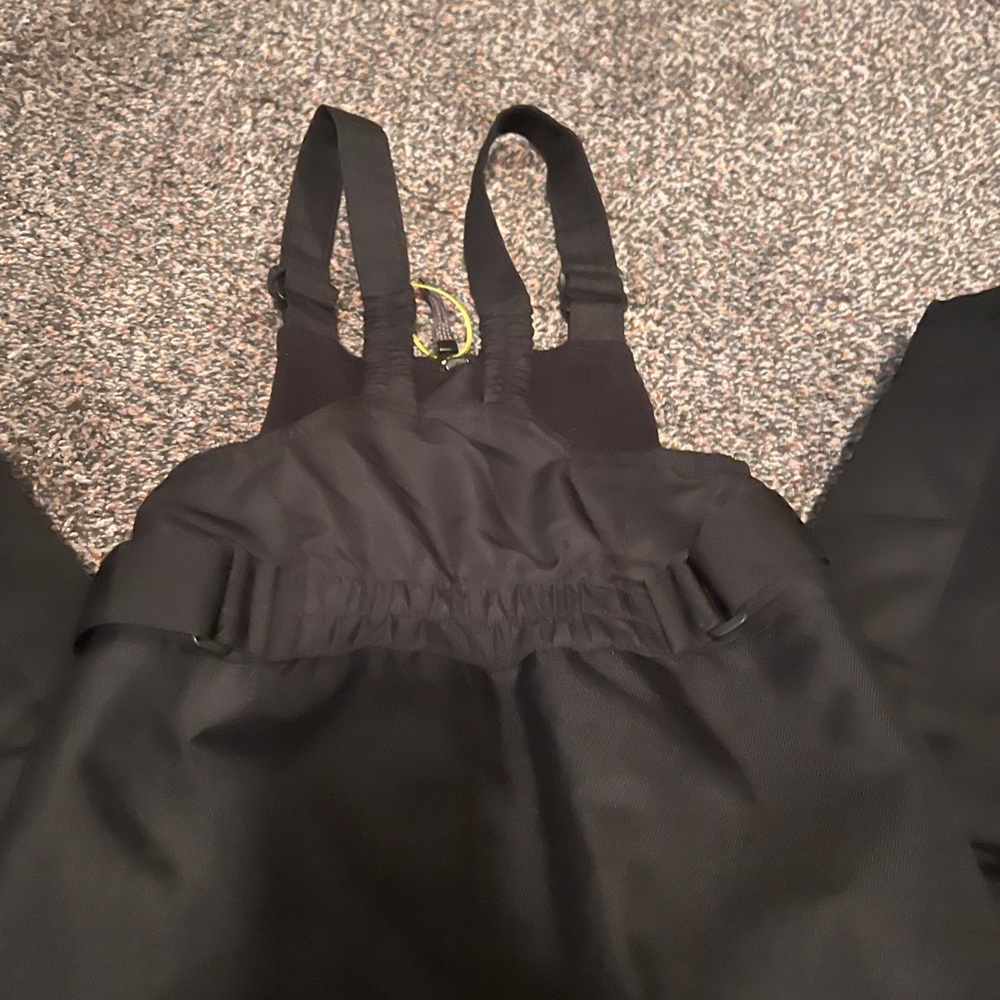 Children’s snow bib size 5t.